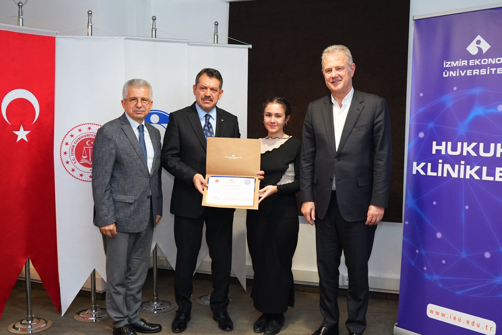 Whatsapp Image 2025 11 17 At 11.17.52 (1)