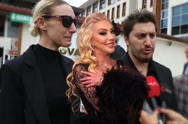 0X0 Son Dakika Gullunun Kizi Tugyan Ulkem Gulter Gozaltina Alindi 1765307978025