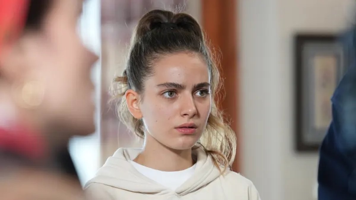 1200X675 Tasacak Bu Deniz Eleni Miryano Kimdir Karakteri Oynayan Ava Yaman Kac Yasinda Nereli 1762169558105