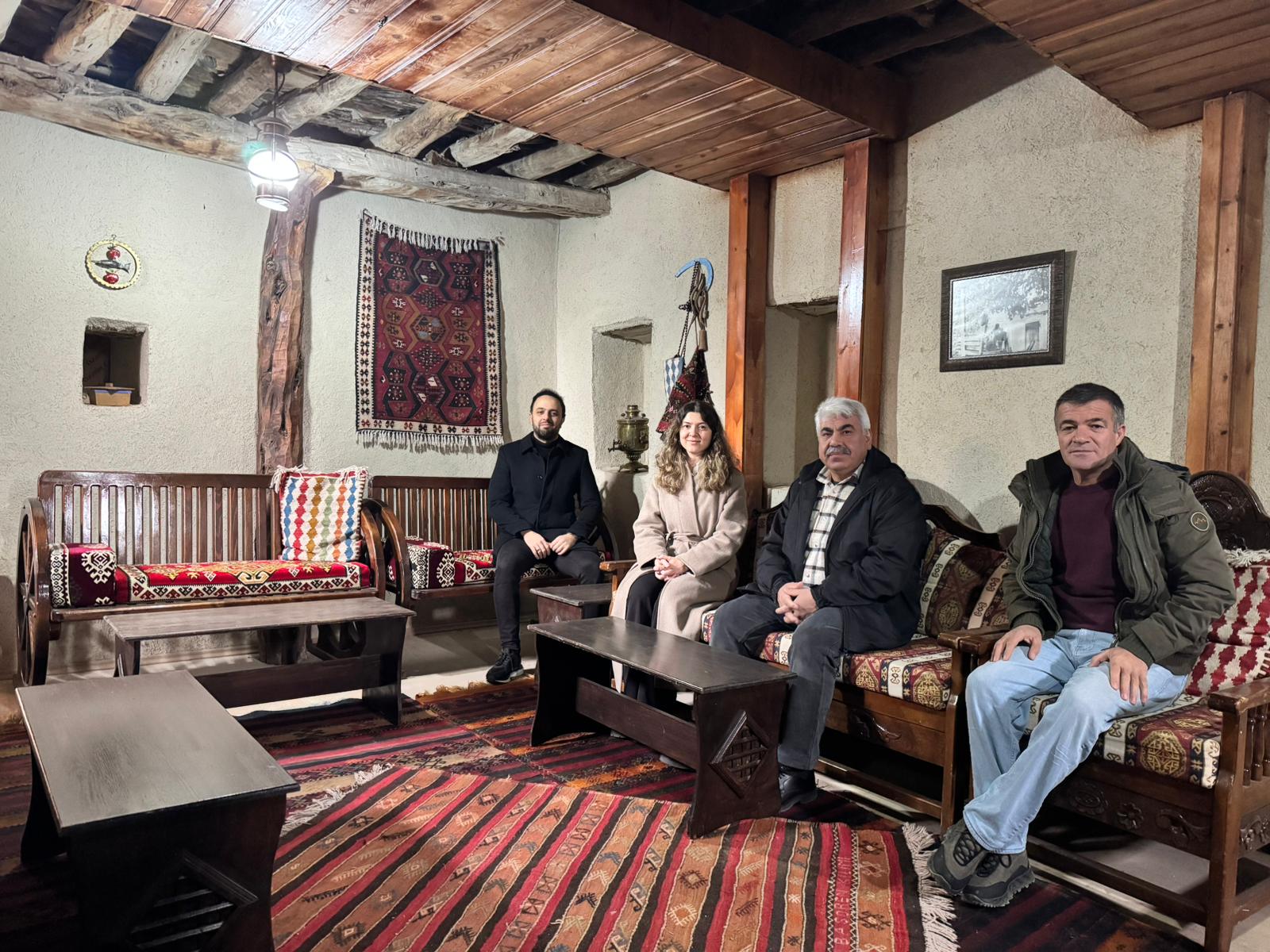 1B72B438 8393 48Ce 96A0 Ce319A5Cd05B