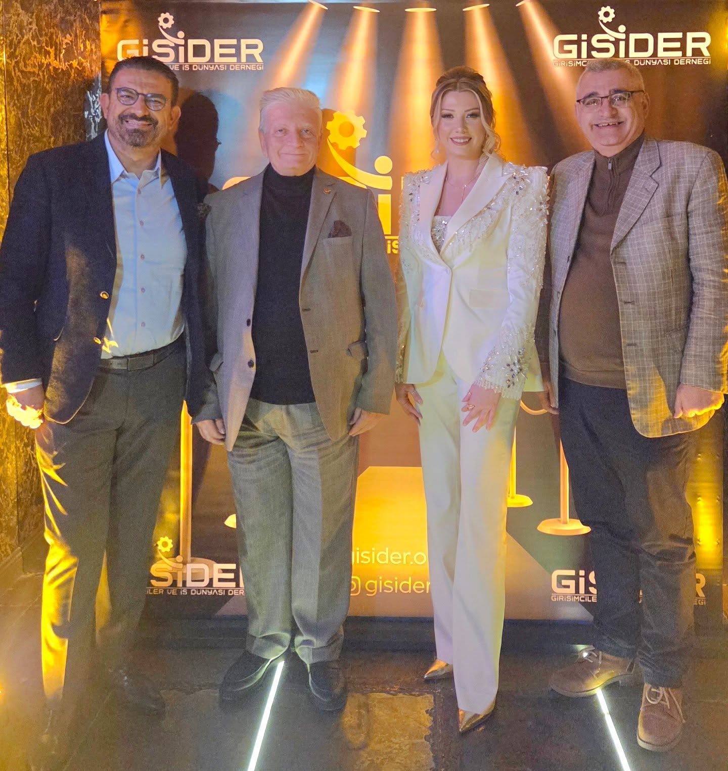 587409528 18549026131026775 8661942966891447575 N