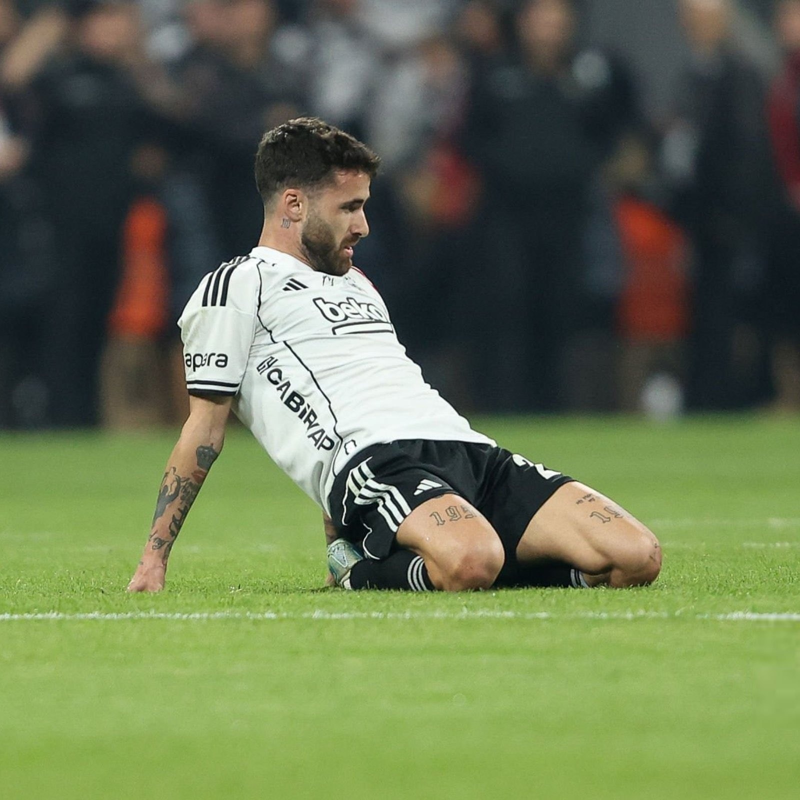 591456780 122165643014615331 772674573764071373 N