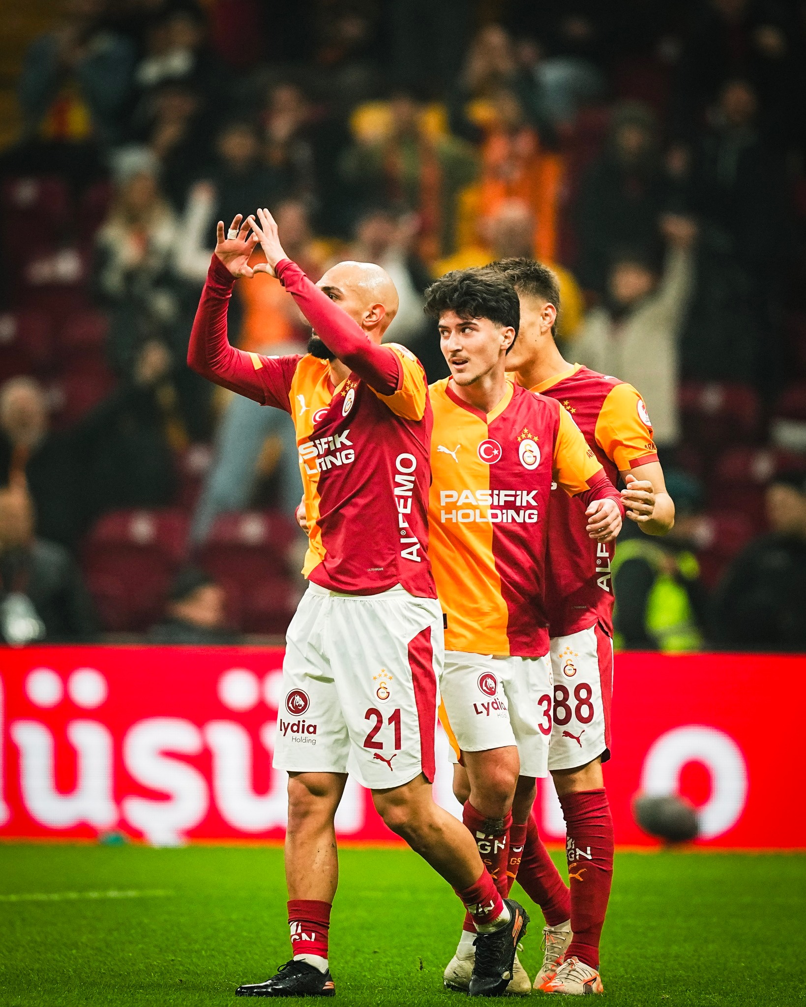 602896792 1395491291944664 1747208574771742956 N