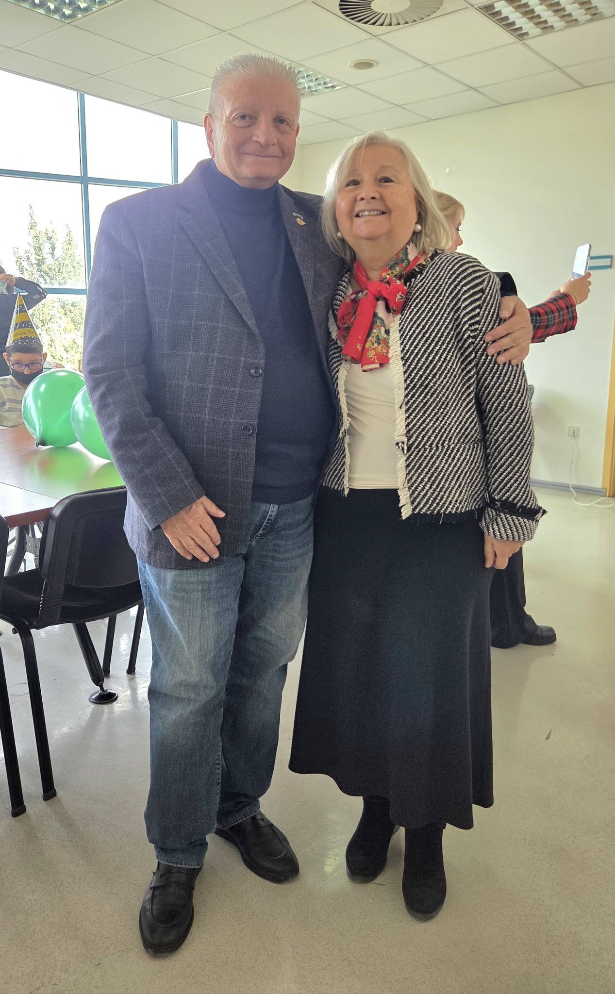 607434208 3262658607226879 7819898146554818935 N