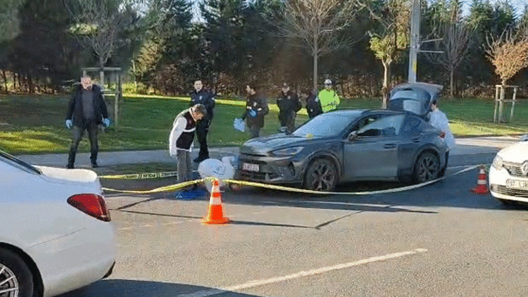 Otomobile kanlı pusu: 1 kişi hayatını kaybetti