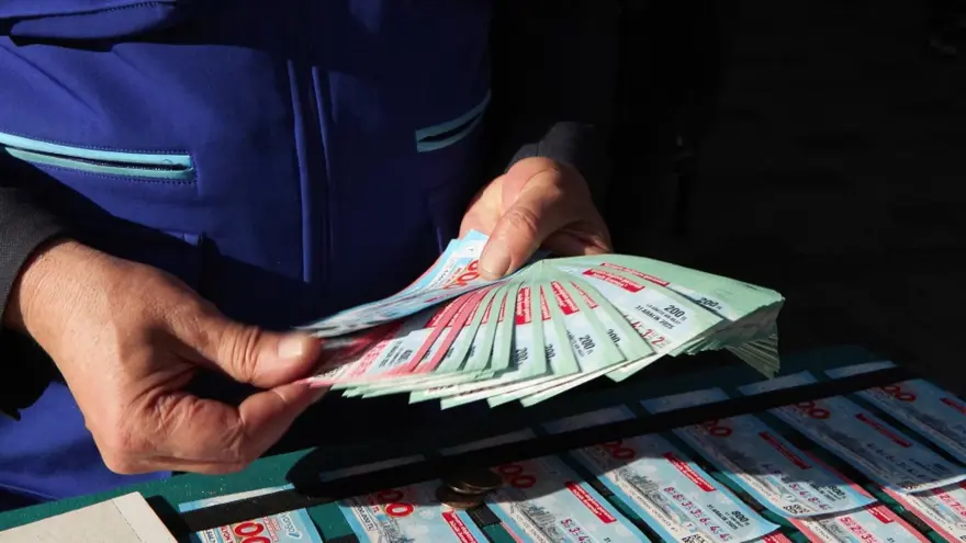 6944Ff334B1A84A545422A61 737102