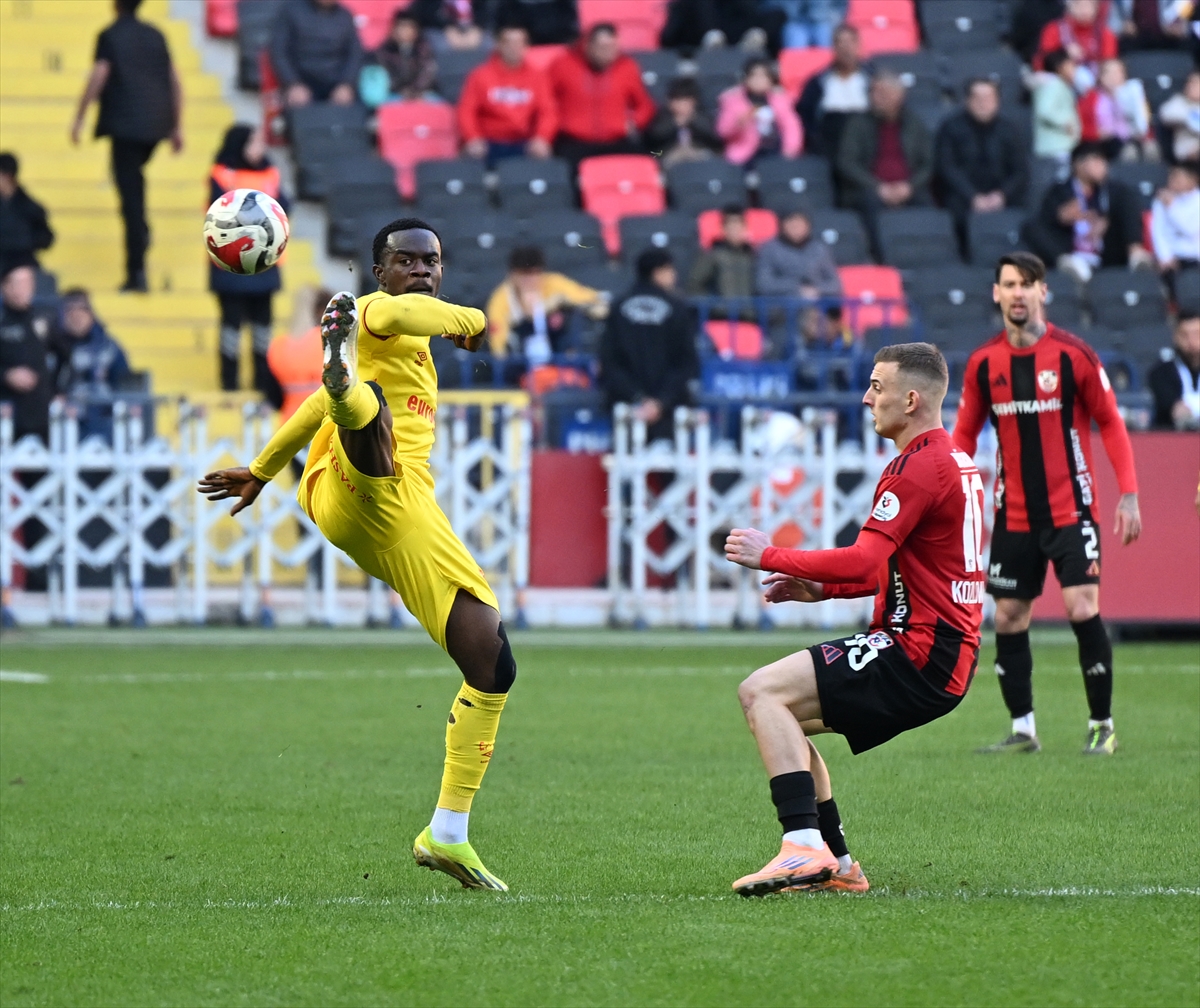 A A 20251214 39979226 39979213 G A Z I A N T E P F K G O Z T E P E