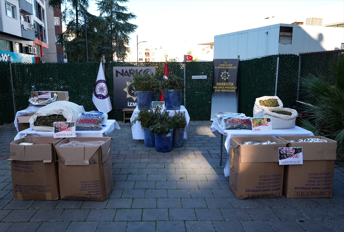 A A 20251215 39984511 39984504 I Z M I R D E B I R H A F T A D A K I U Y U S T U R U C U O P E R A S Y O N L A R I N D A 46 S U P H E L I T U T U K L A N D I