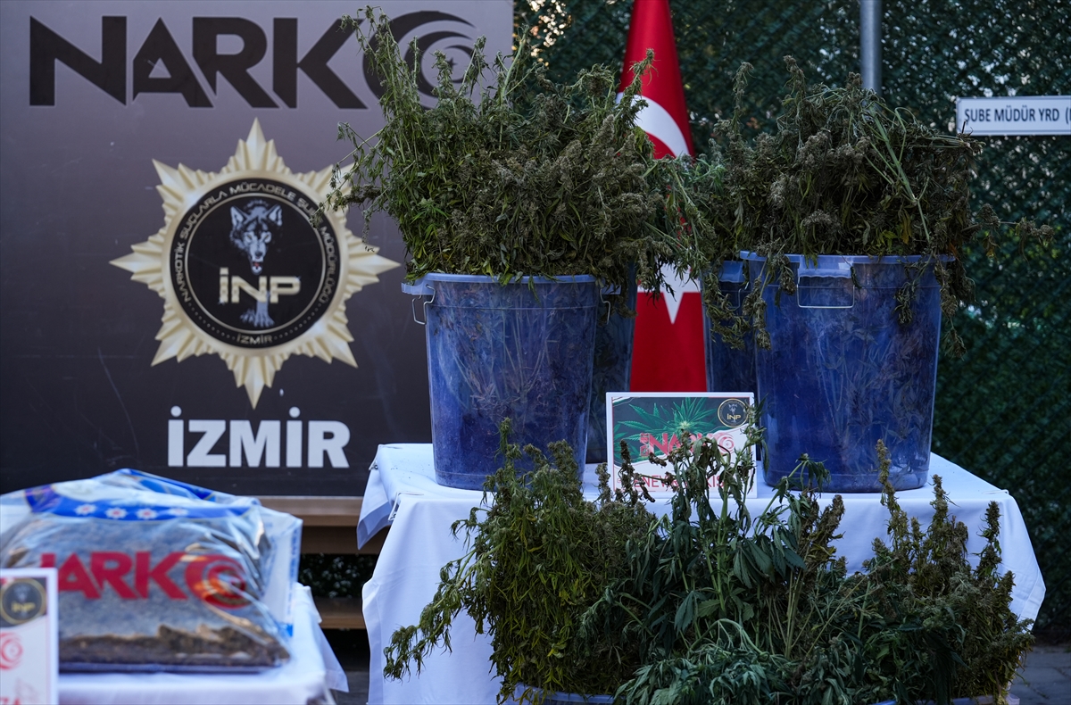 A A 20251215 39984511 39984509 I Z M I R D E B I R H A F T A D A K I U Y U S T U R U C U O P E R A S Y O N L A R I N D A 46 S U P H E L I T U T U K L A N D I