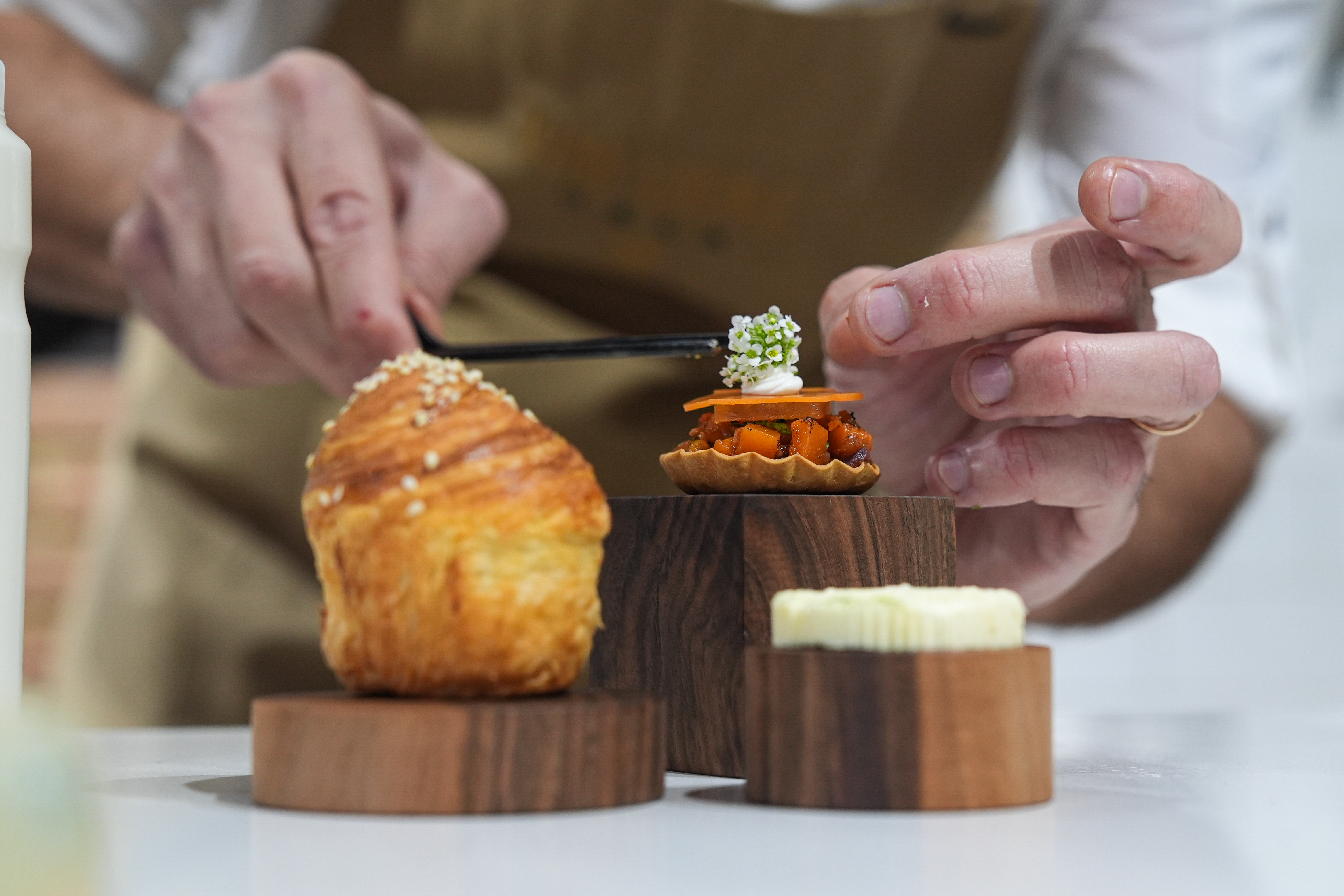 A A 20251223 40053068 40053050 U R L A G A S T R O N O M I D E Y I L D I Z T O P L A M A R O T A S I N I N D U R A G I O L D U