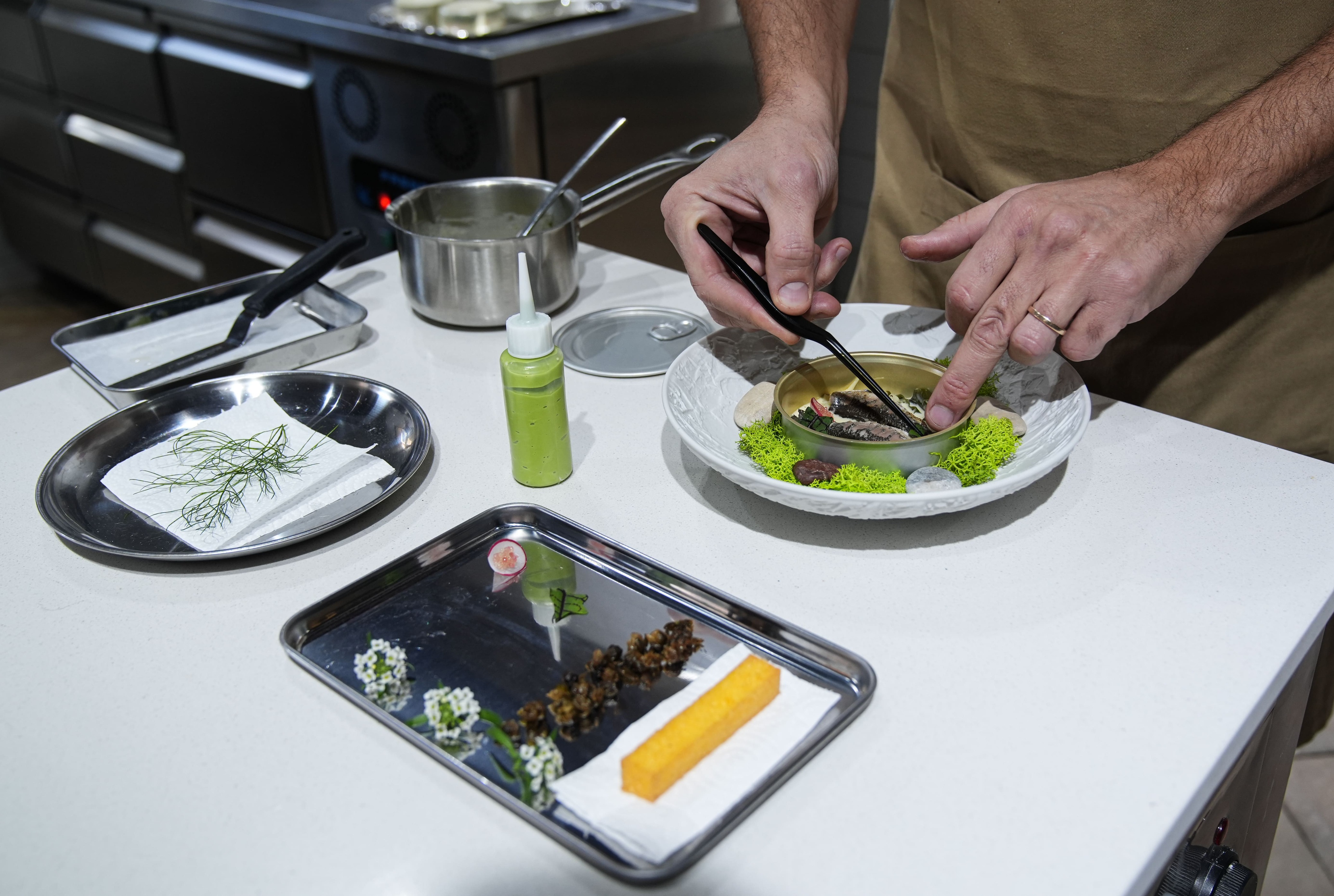 A A 20251223 40053068 40053060 U R L A G A S T R O N O M I D E Y I L D I Z T O P L A M A R O T A S I N I N D U R A G I O L D U