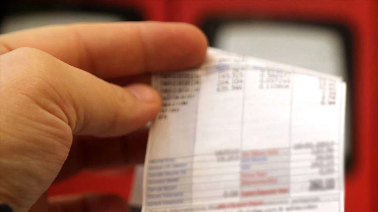 Bakan Acikladi Dogalgaza Ve Elektrige Gizli Zam Plani