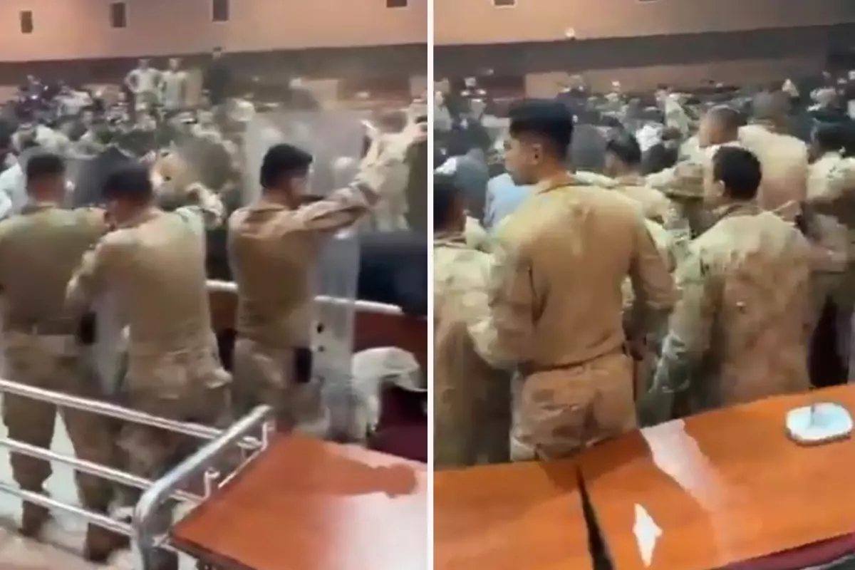 Baris Boyun Davasinda Durusma Salonu Karisti 19381452 5306 Amp