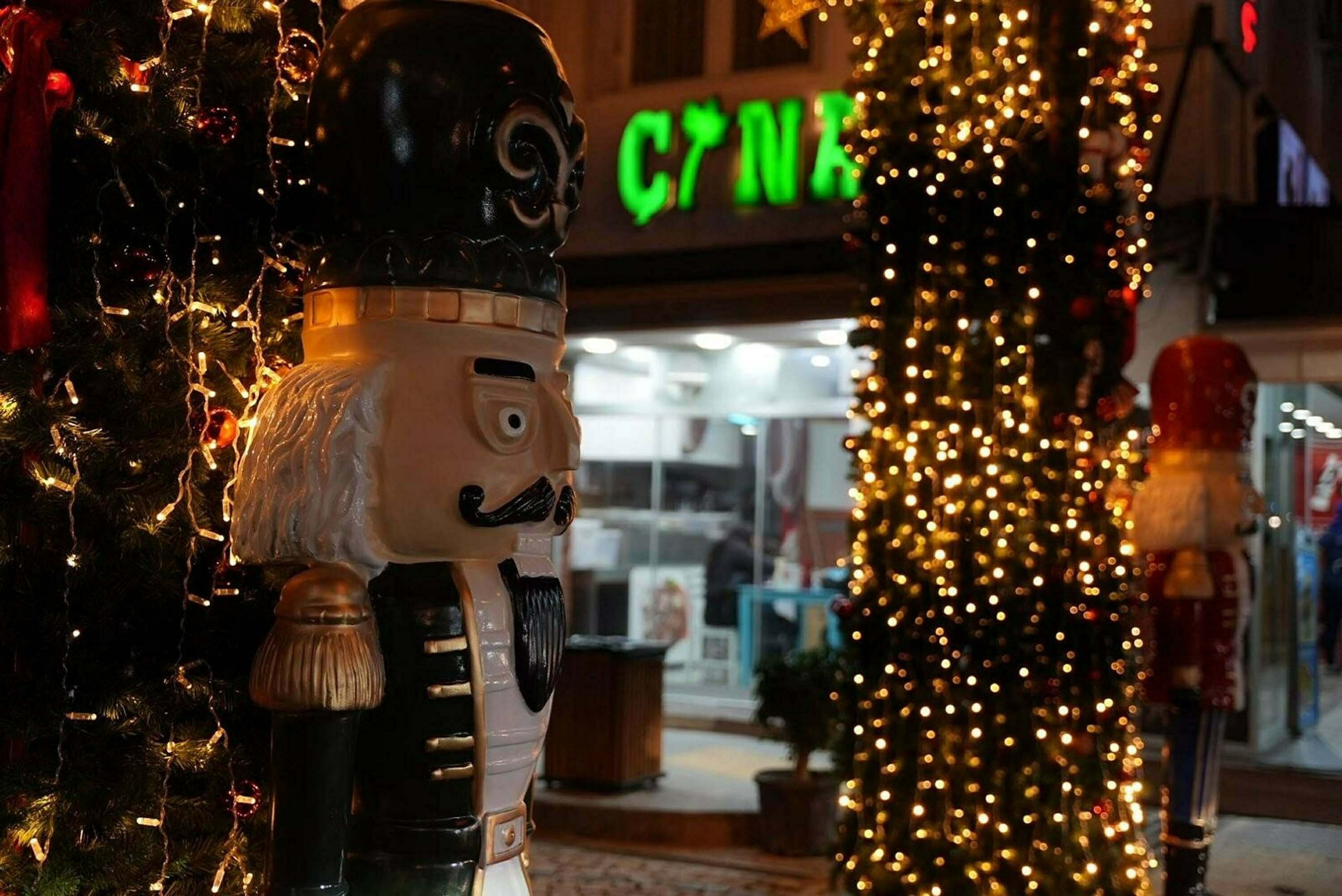 C E S M E D E Y I L B A S I N D A Y U Z D E 90 O R A N I N D A D O 1068555 317070