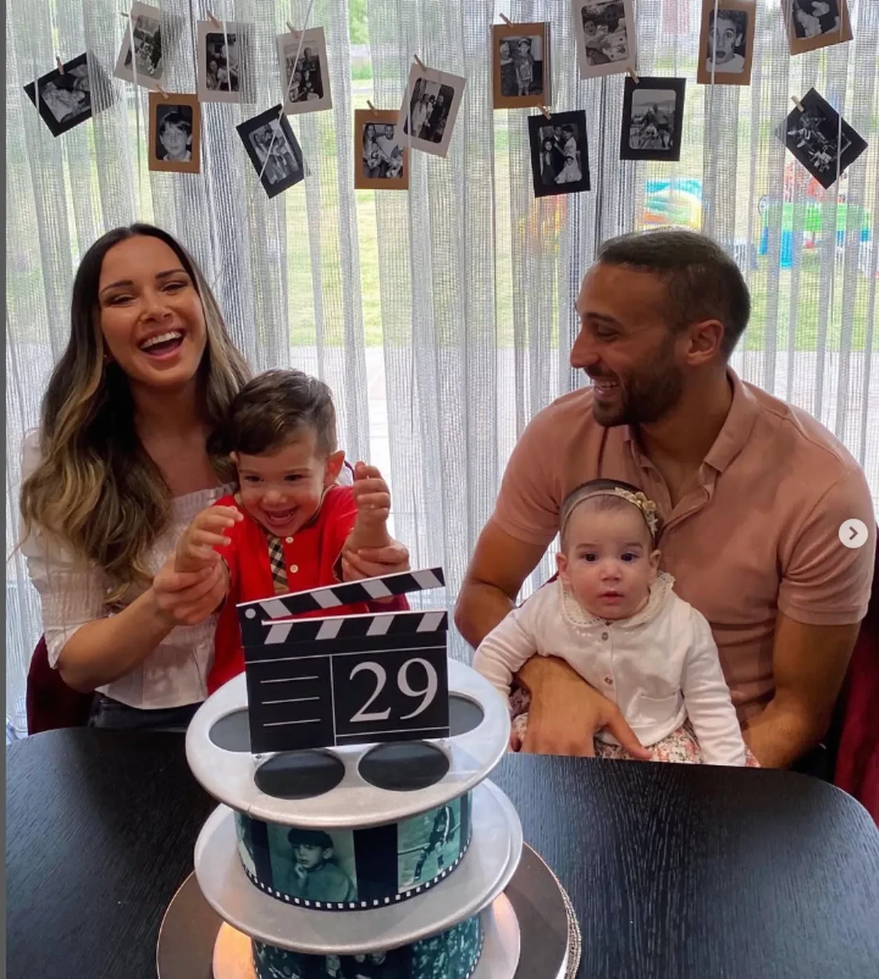 Cenk Tosun Ile Ece Tosun Bosandi Yuklu Miktarda Nafaka Odedi 3267537 202512011146 2