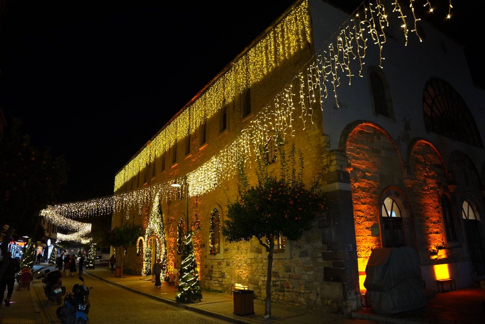 Çeşme’de Yılbaşı Coşkusu Meydanlara Taşınıyorphoto 2025 12 13 11 47 11