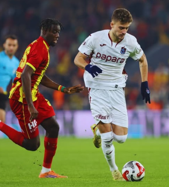 Ekran Görüntüsü 2025 12 07 215417