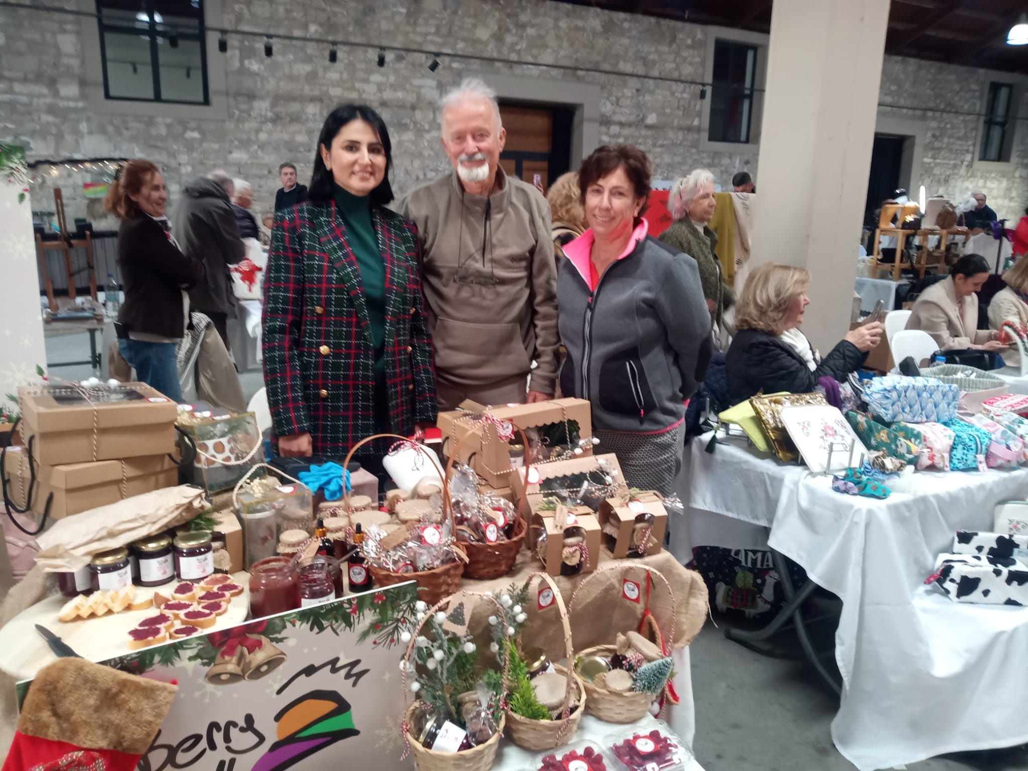 F8B59D4F C819 4945 8C4F Bee64F74Cfc5