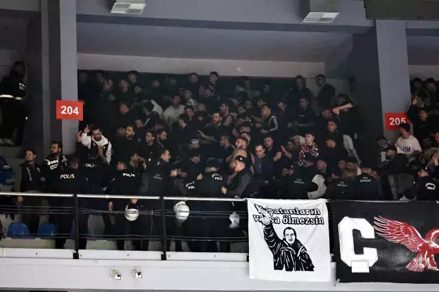 Goztepe Besiktas Kadin Voleybol Macinda Olay 19333195 8314 M