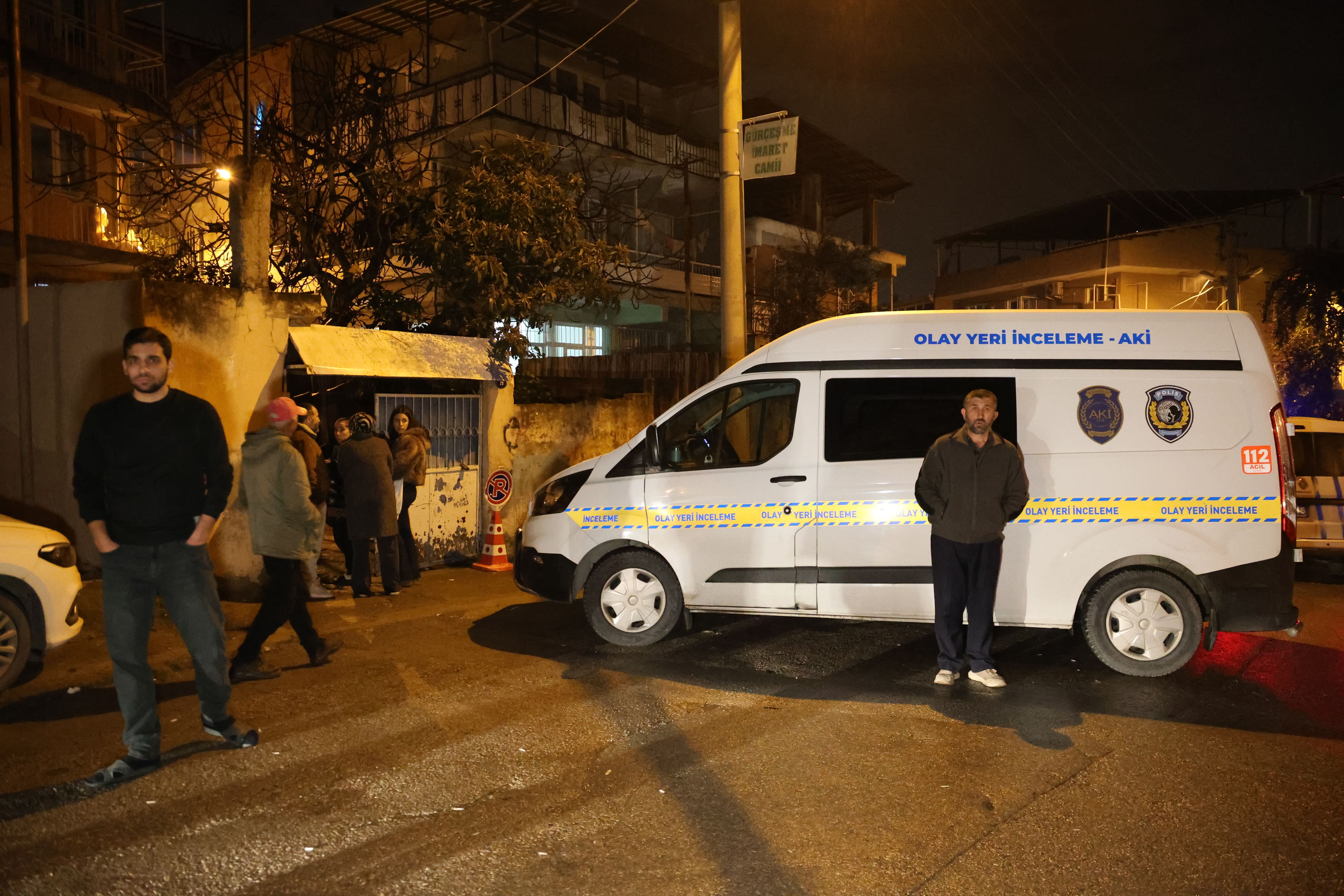 H I R S I Z L I K I C I N G I R D I K L E R I E V I N S A H I B I N I 1080363 320649