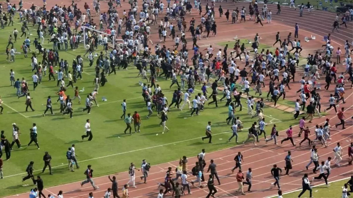 Hindistan Da Messi Etkinliginde Ofkelenen 19355083 Amp-1