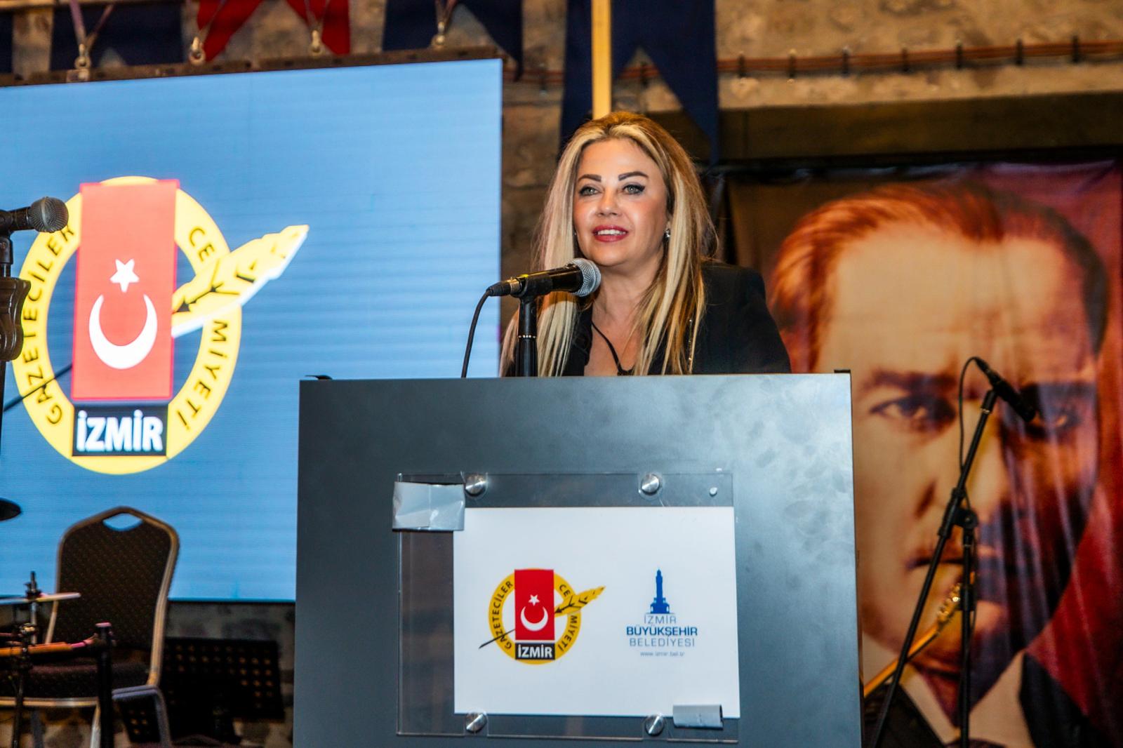 İgc Geleneksel Yilbaşi Buluşmasinda Büyük Coşku... 2026’Da Kalemleri̇mi̇zi̇n Gücü Çok Olsun (4)