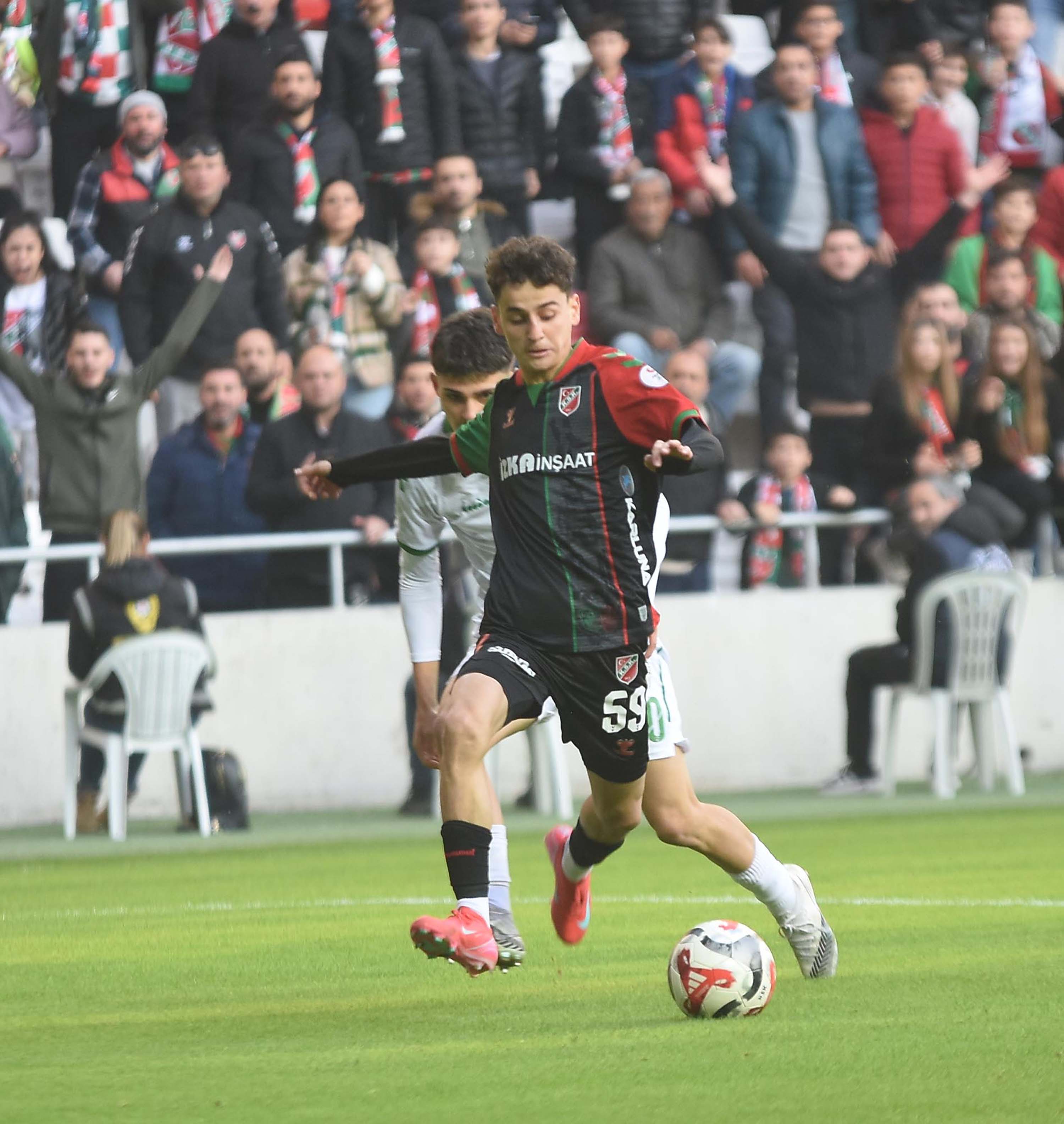 K A R S I Y A K A L I A D E M I C I N T R A B Z O N S P O R G E L I Y O 1087802 322888