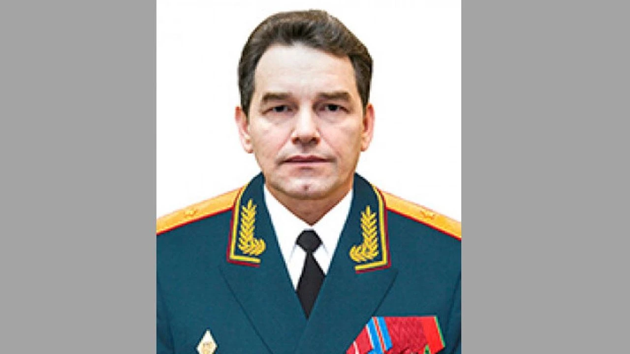 Kto Takoi Fanil Sarvarov