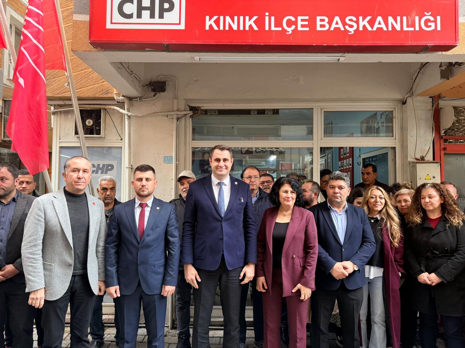 P H O T O 2025 12 10 20 03 16