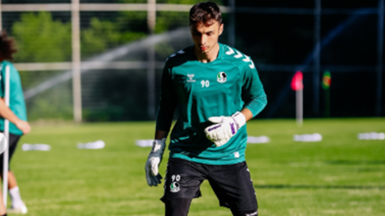 Sakaryasporun Kalecisi Yunus Emre Tekogulun Mesajlasmalari Ortaya Cikti Illaki Gol Yerim Ben 1