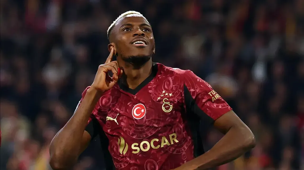 Victor Osimhen Arkadasini Getiriyor Galatasarayda Yildiz Oyuncu Icin Resmi Teklif 3273871 202512311012 2
