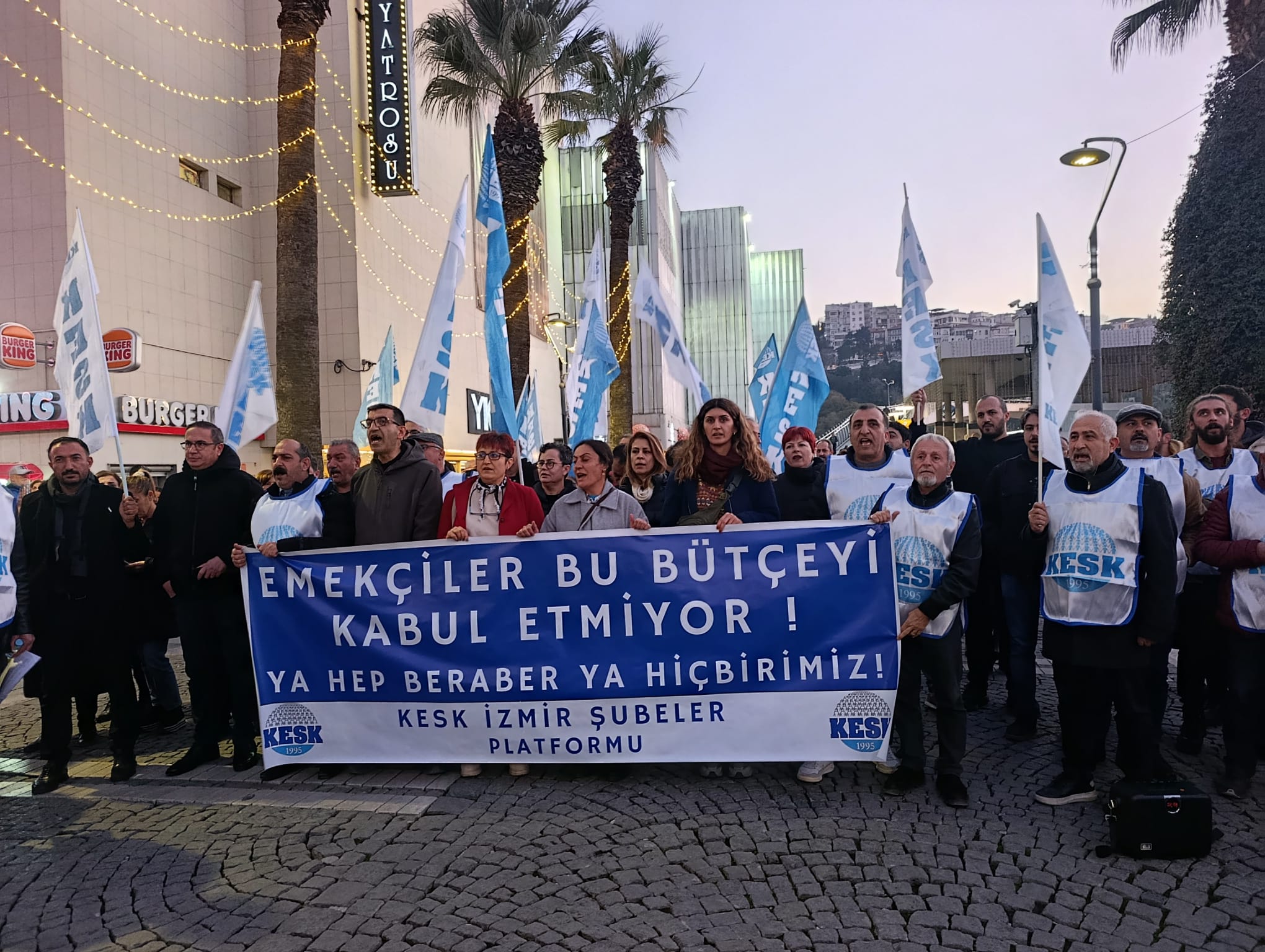 Whatsapp Image 2025 12 18 At 18.42.54