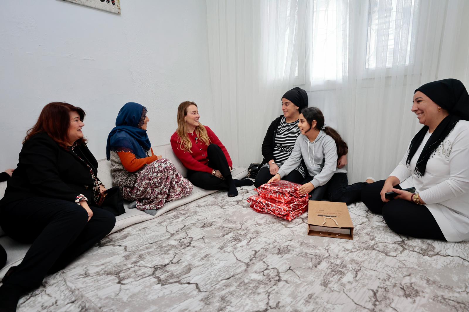 Yeni Yıl Ev Ziyaretleri (6)