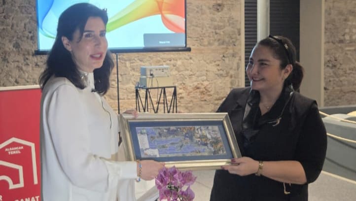 2391Af41 1B89 47Db Acf4 755Ec1D98Eab