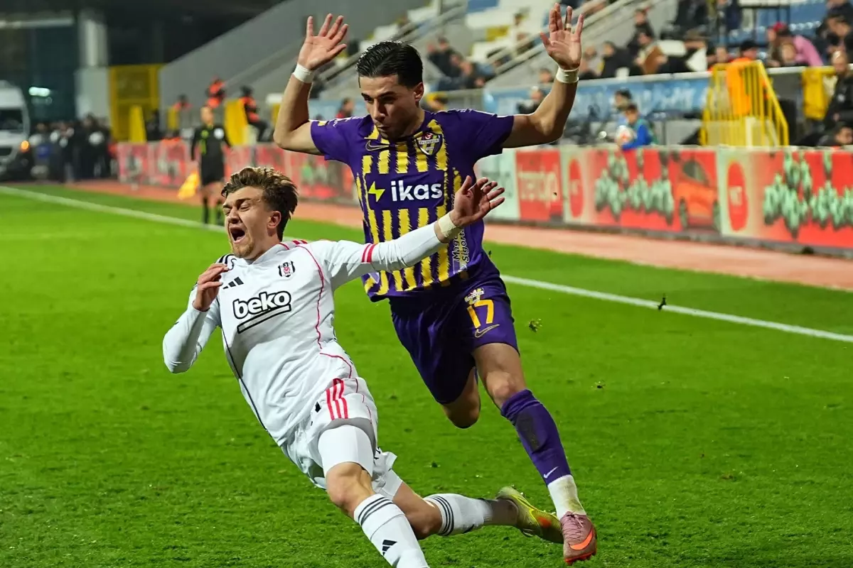 4 Gollu Duelloda Besiktas Ve Eyupspor Yenisemedi 19505853 2836 Amp