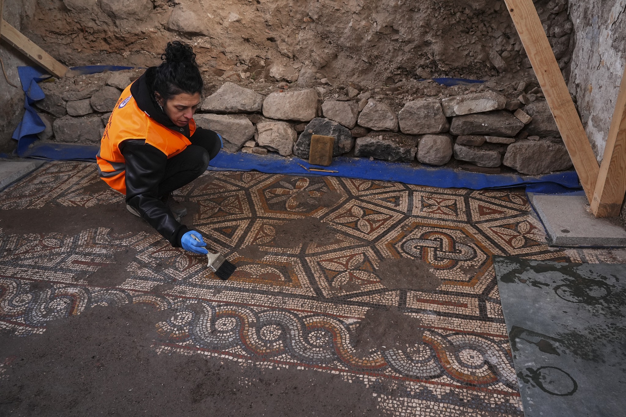 612216100 1453531790108722 6706379380476817567 N