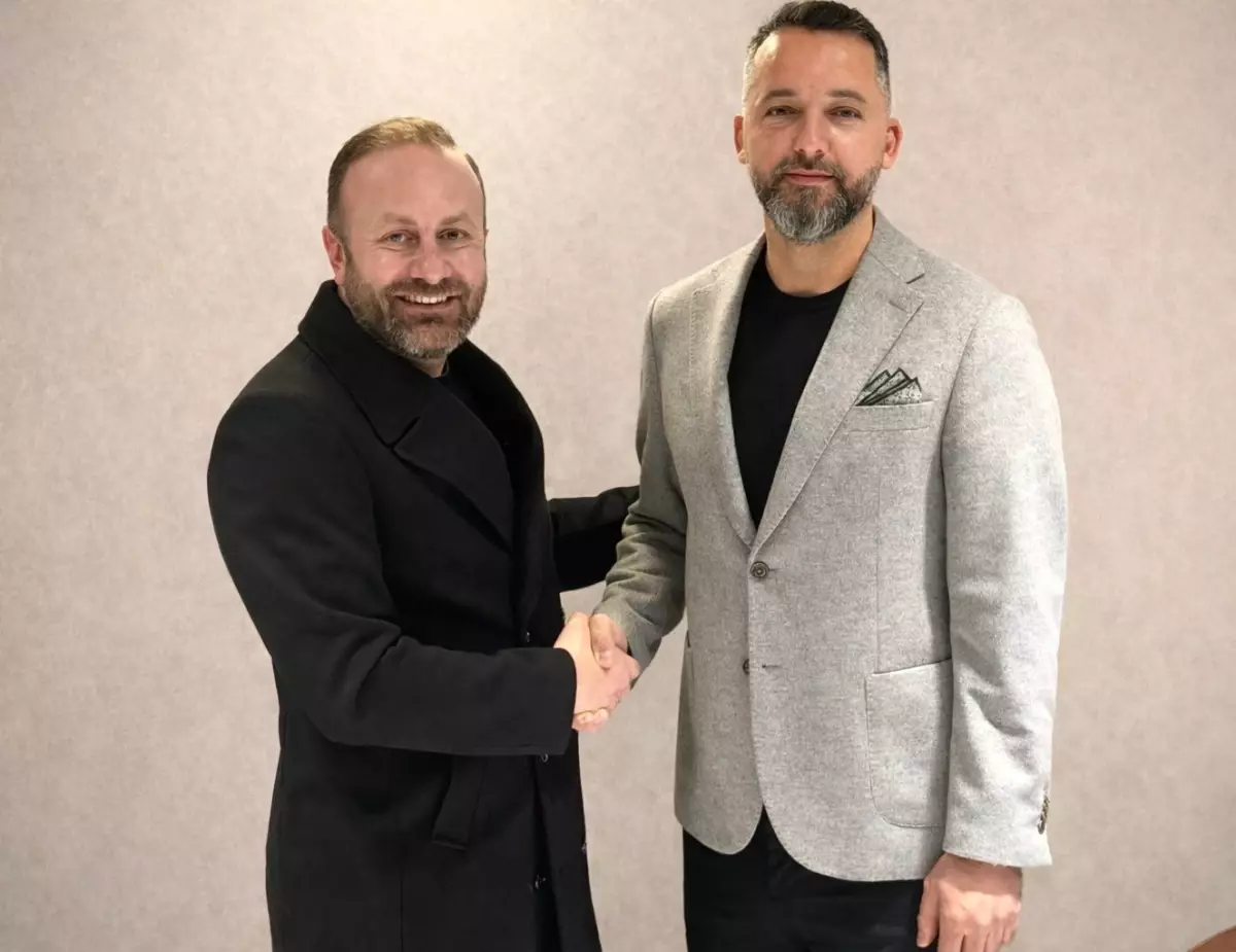 Altay In Yeni Teknik Direktoru Mehmet Can Kar 19520900 Amp