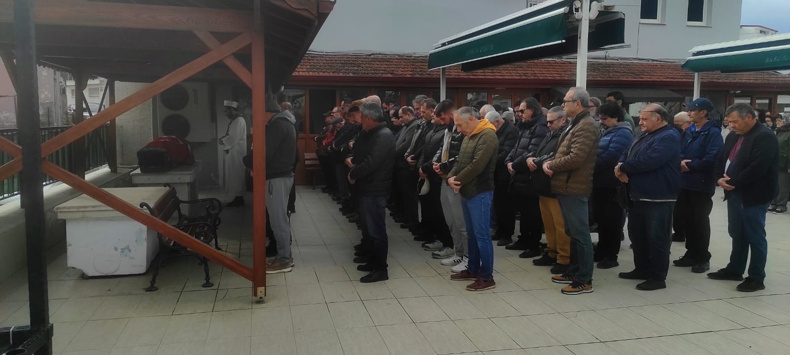 Deneyi̇mli̇ Gazeteci̇ Erdoğan Varol Son Yolculuğuna Uğurlandi (2)