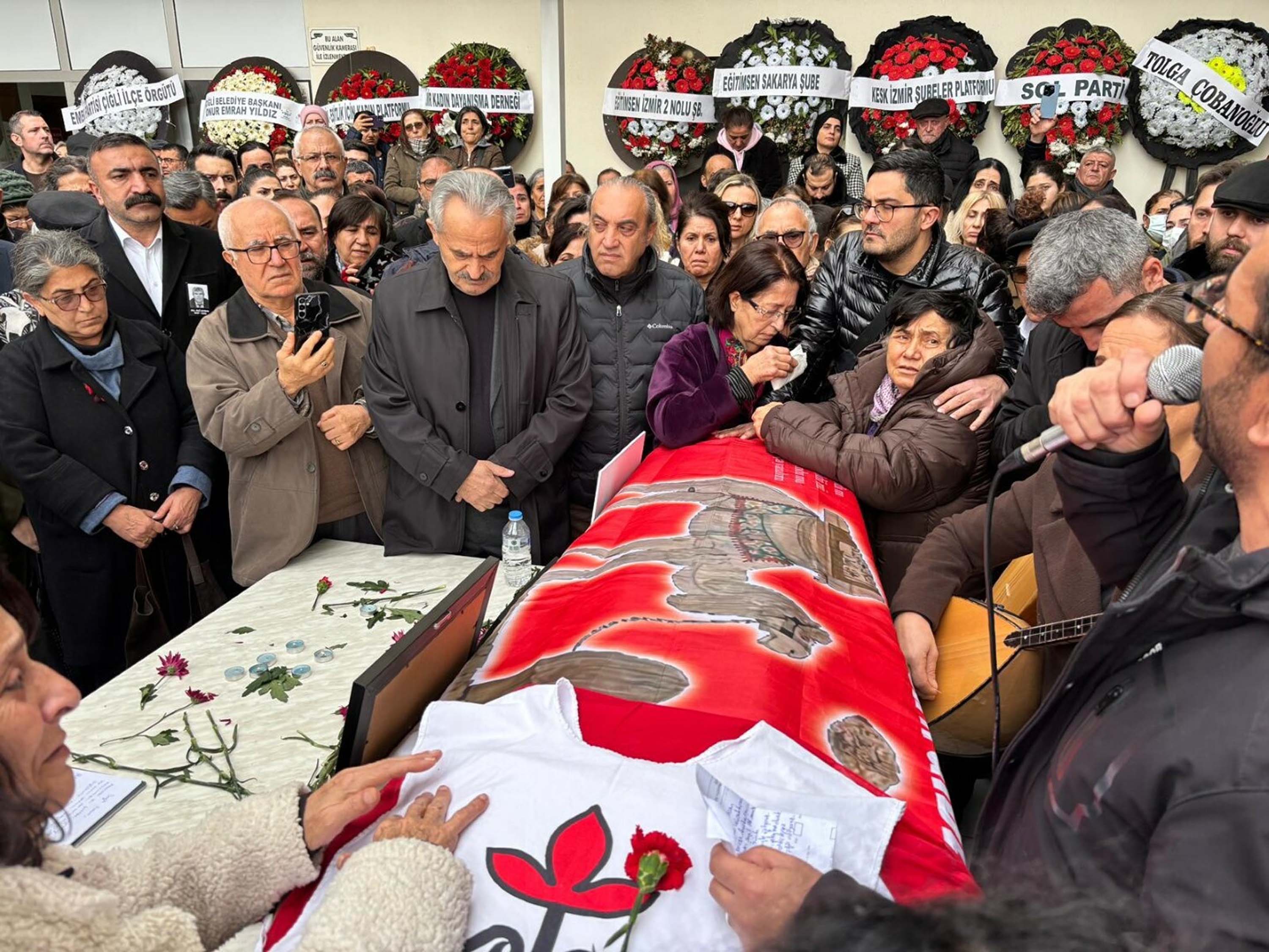 E S K I I H D I Z M I R S U B E E S B A S K A N I N I O L D U R E N 1117030 331657-1