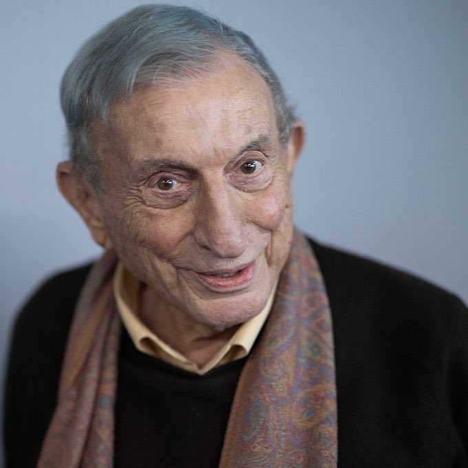 G M0 V3V X A A A Pq23