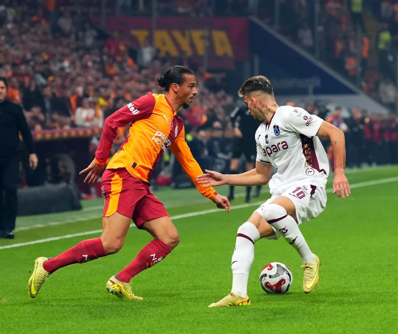 Galatasaray Ile Trabzonspor Super Kupada Karsilasacak Mac Oncesi Muhtemel 11Ler 3274601 202601050920 1