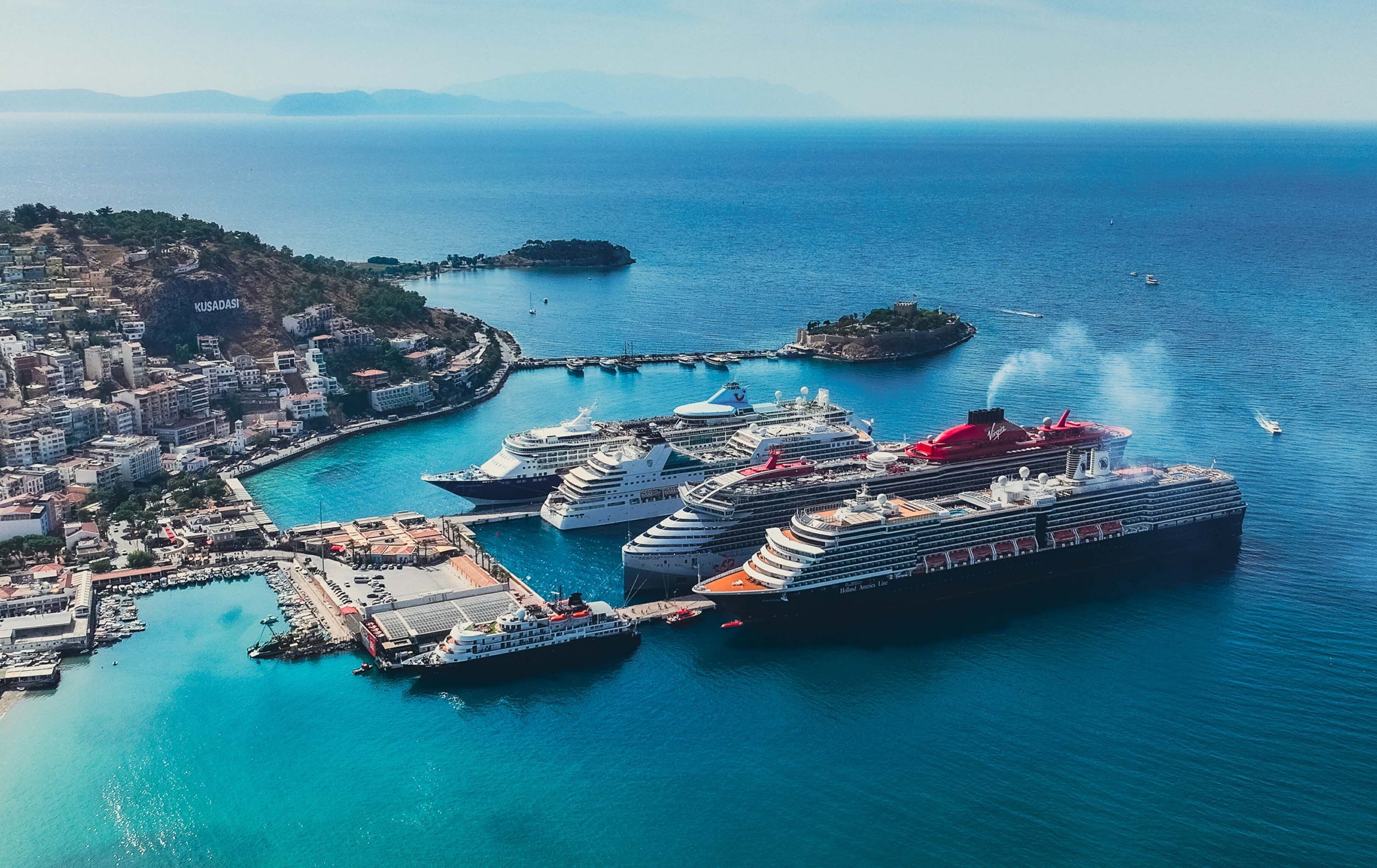 I Z M I R E 2025’ T E 51 K R U V A Z I Y E R I L E 87 B I N 1095559 325211