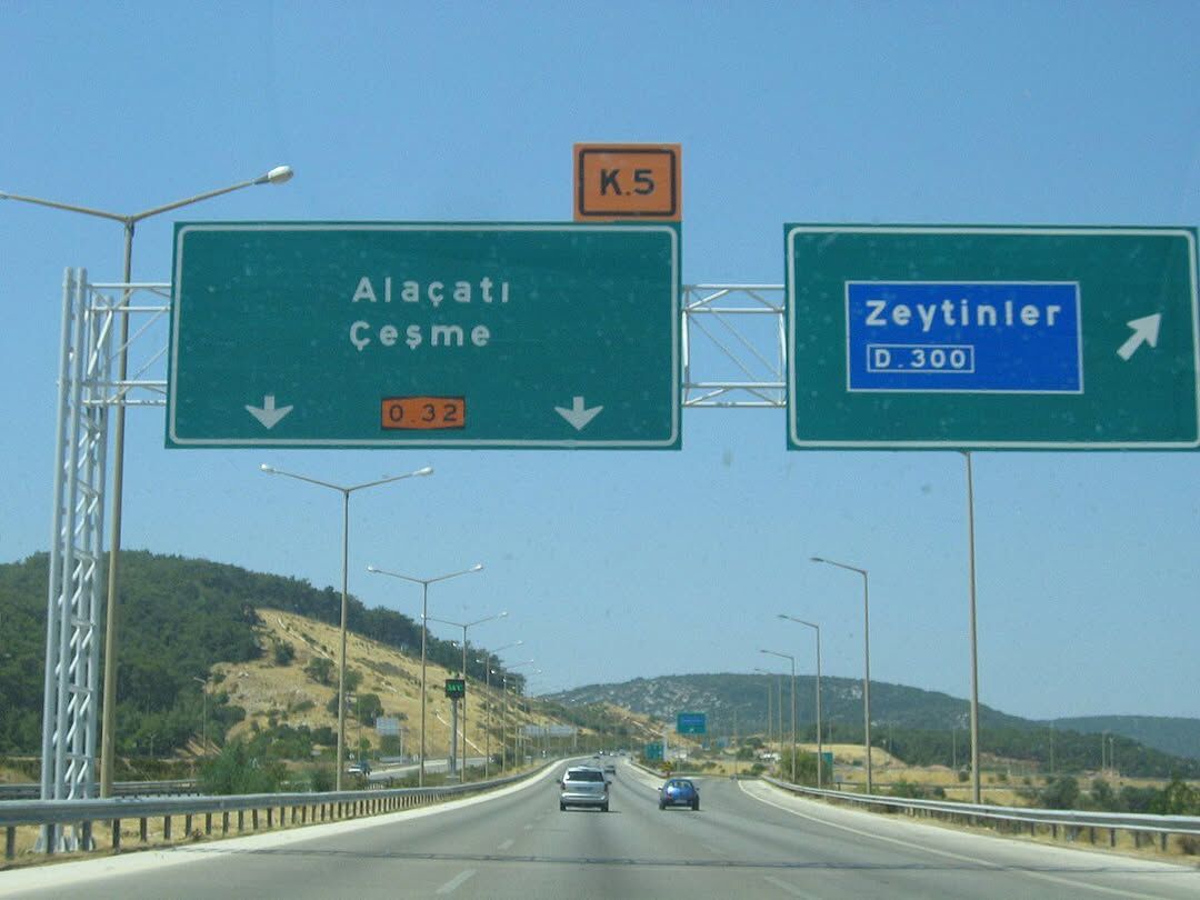 İzmir – Çeşme Otoyolu Geçiş Ücreti Otomobiller Için 13 ₺ Oldu. İzmir – Aydın Otoyolu Geçiş Ücret