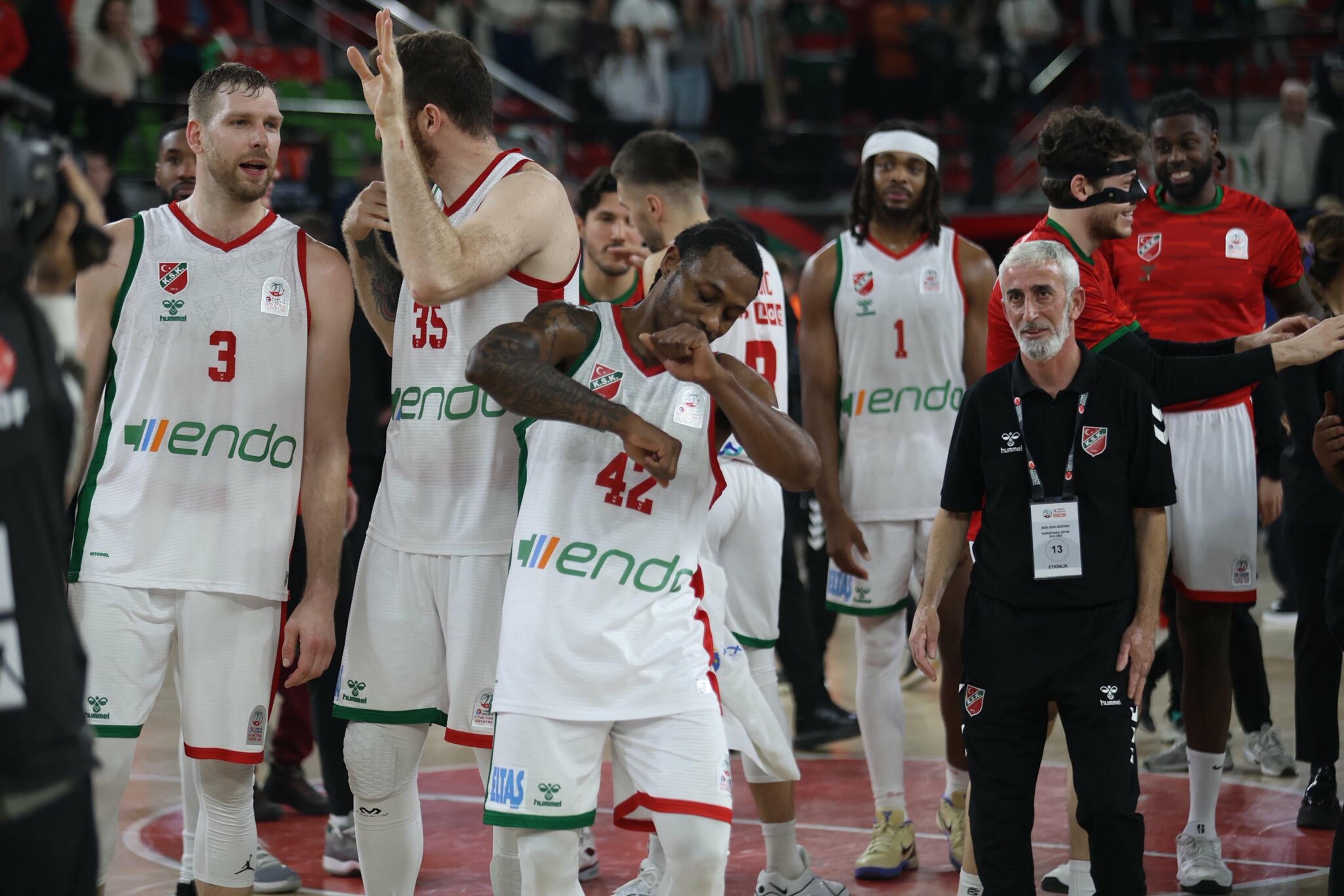 K A R S I Y A K A D A N P O T A D A K R I T I K Z A F E R 1123628 333433