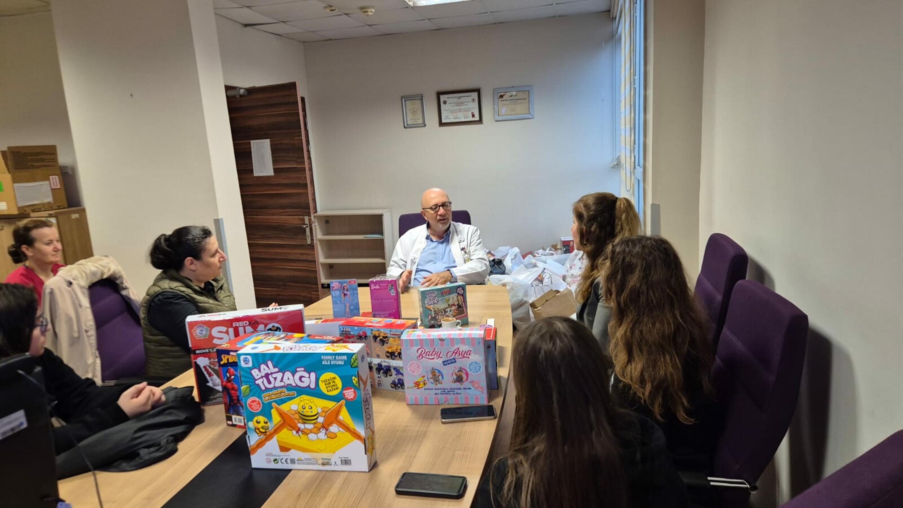 O Y U N C A K L A R L A T E D A V I G O R E N C O C U K L A R I N Y U Z 1125192 333893