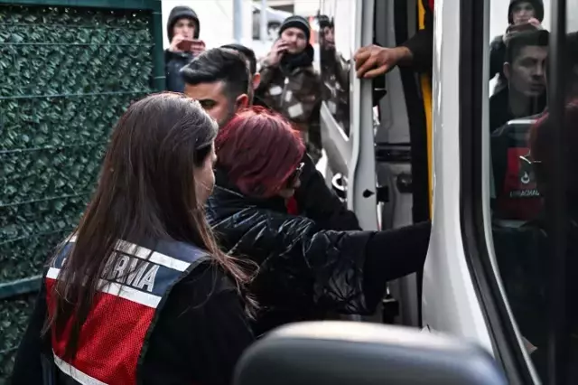 Oktay Kaynarca Ve Emel Muftuoglu Adli Kontrolle 19458972 5343 M