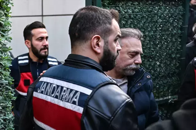 Oktay Kaynarca Ve Emel Muftuoglu Adli Kontrolle 19458972 700 M