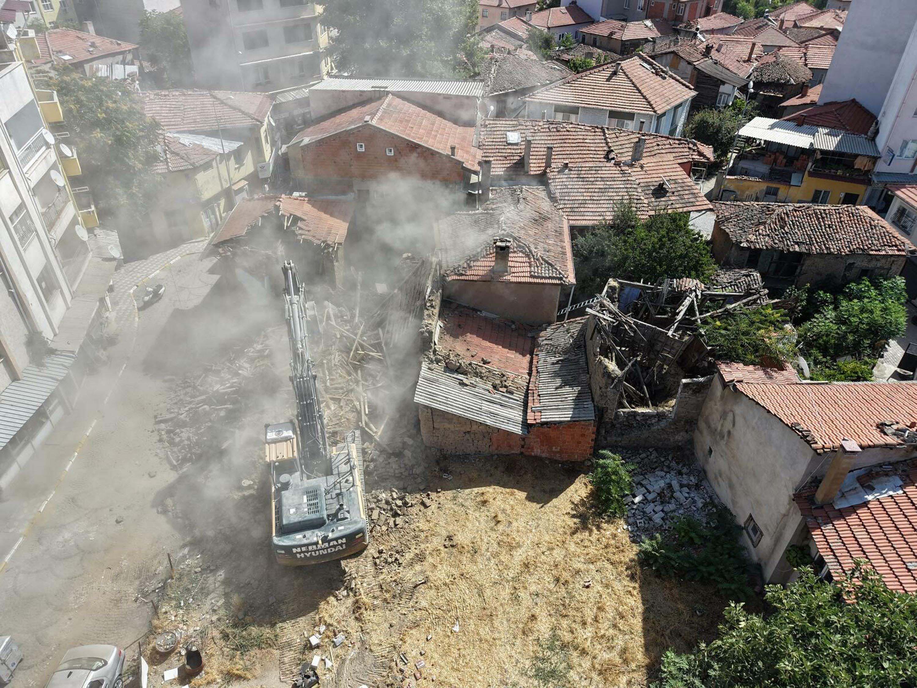 P R O F. D R. H A S A N S O Z B I L I R 5.1 L I K D E P R E M 1132017 336098