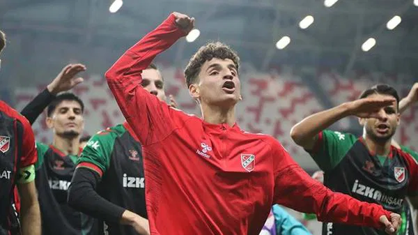 Pc 960540A3E32458Fa95A00Df14B0F54E0