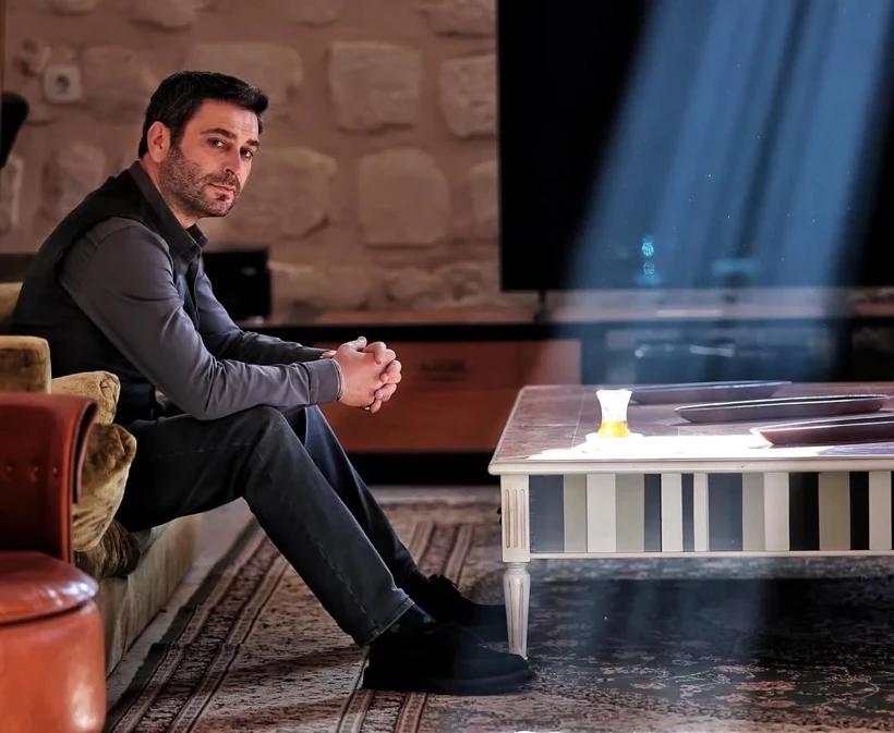 Uzak Sehirin Cihan Alborasi Ozan Naoi